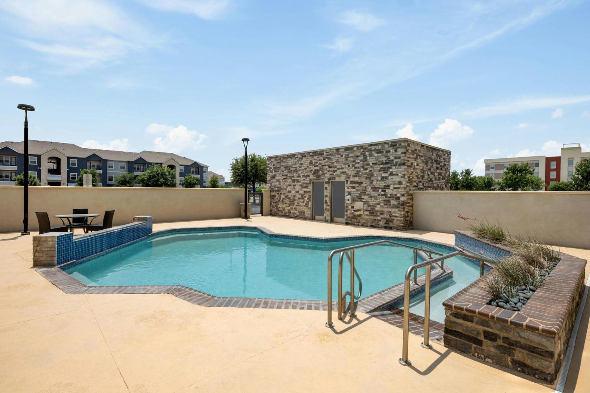 Springhill Suites By Marriott Midland Odessa Exterior photo